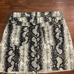 Women snake print mini skirt